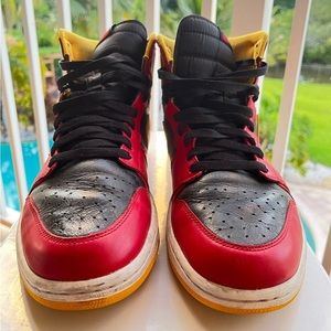 Nike Jordan 1  used size 10 must go now